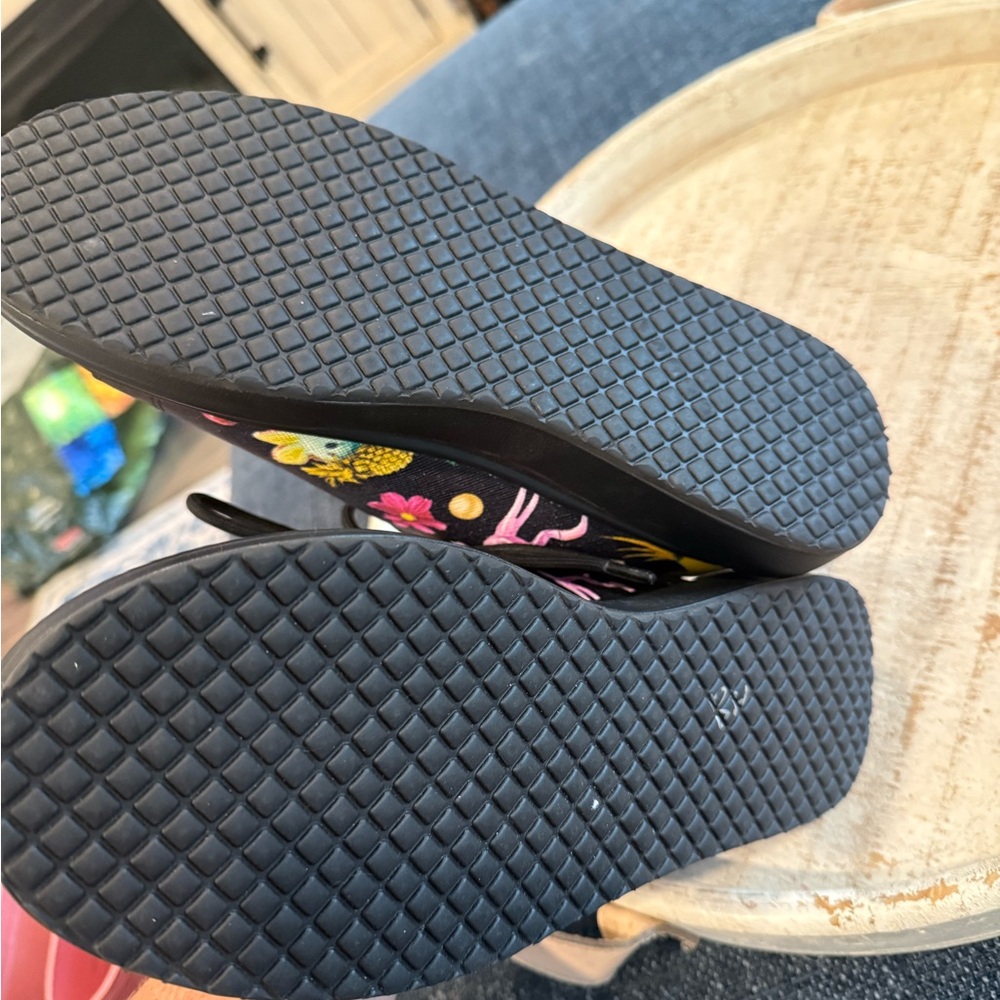 AUTHENTIC Hollie Watman Babes in Toyland Fashion Sneakers - Picture 6 of 7